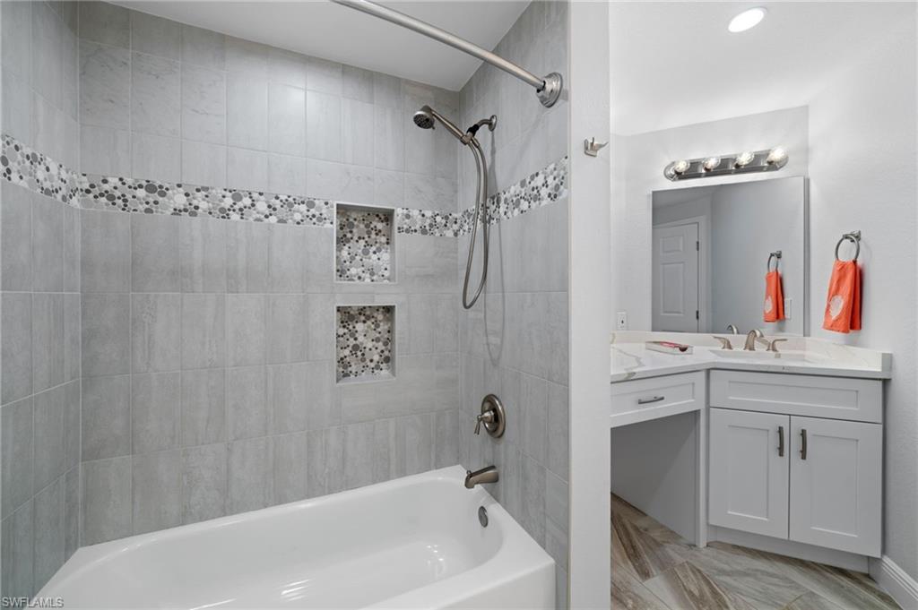 THE TIDES AT PELICAN LANDING - Residential