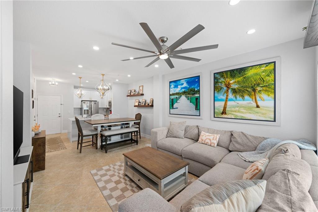 THE TIDES AT PELICAN LANDING - Residential