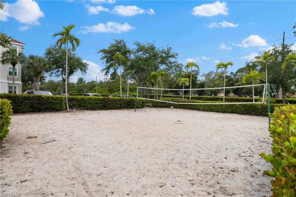 THE TIDES AT PELICAN LANDING - Residential