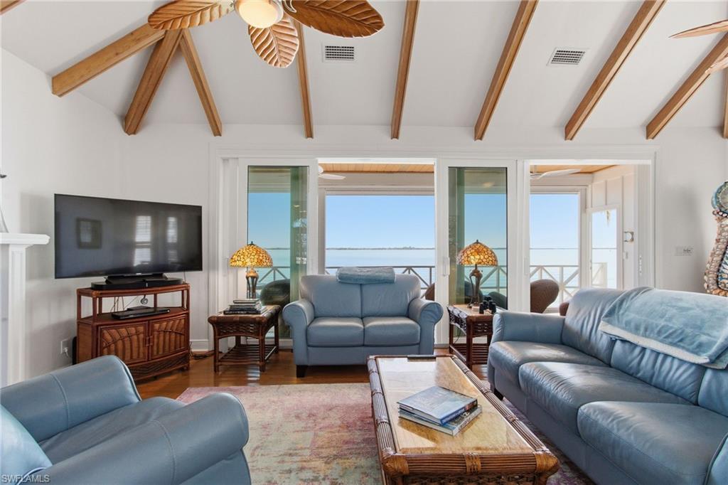 COTTAGE SITES - Residential