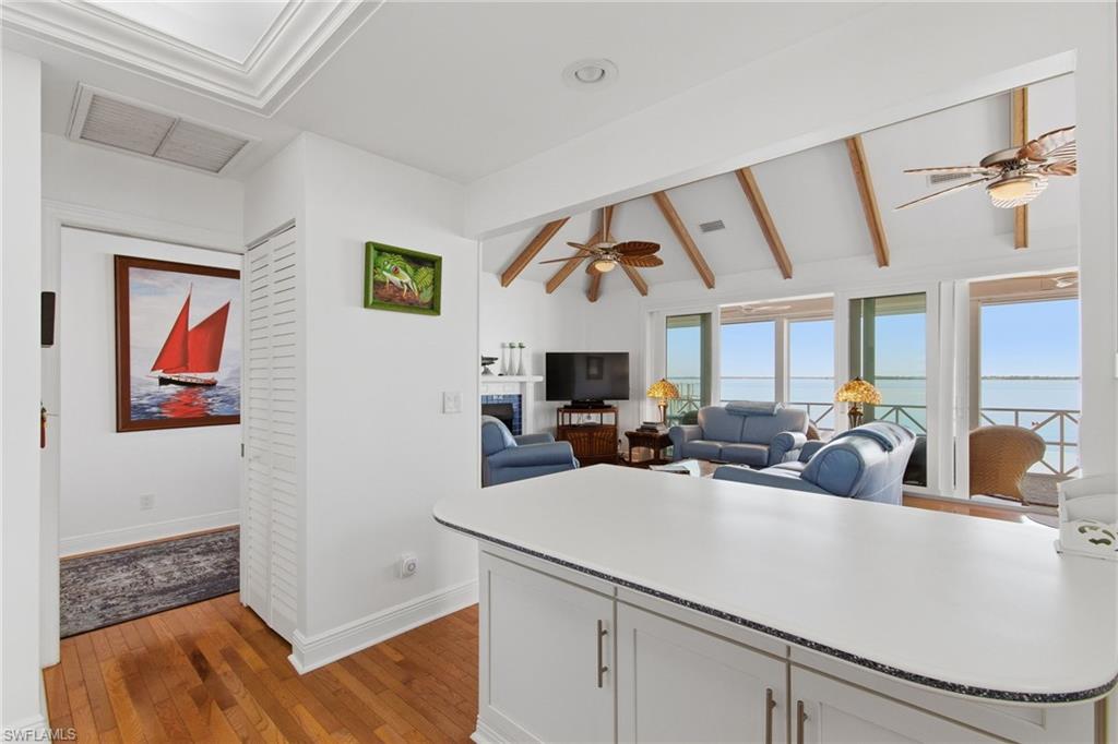 COTTAGE SITES - Residential