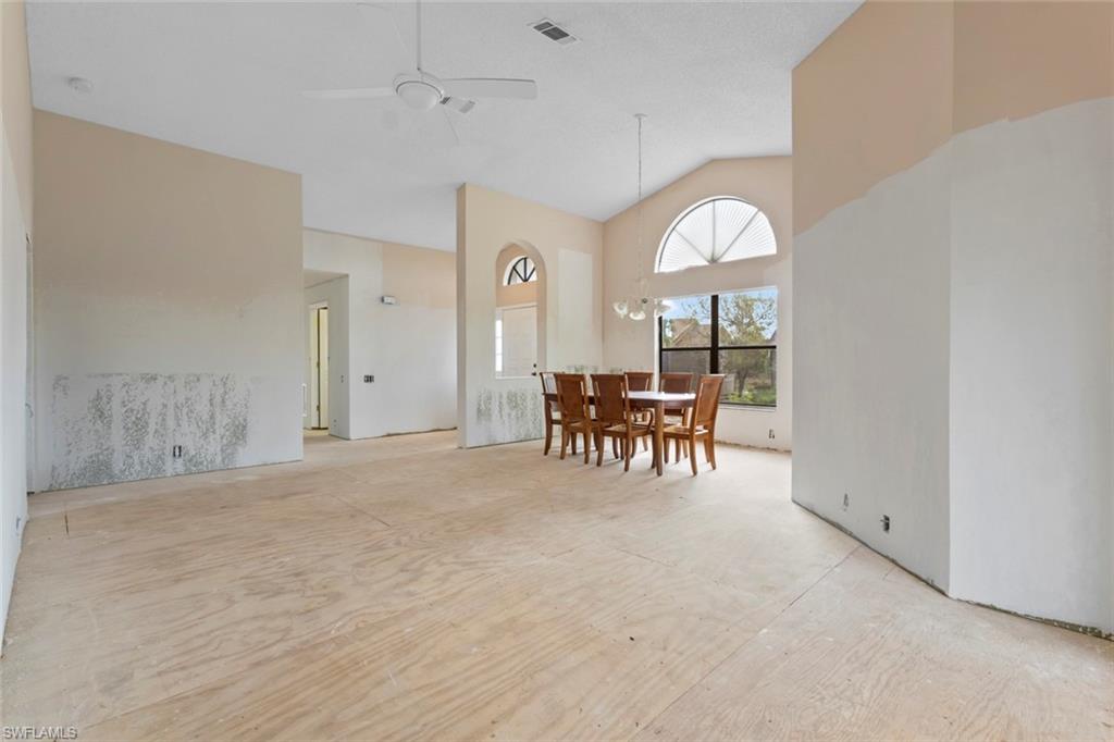 ISLAND PARK VILLAGE - Residential