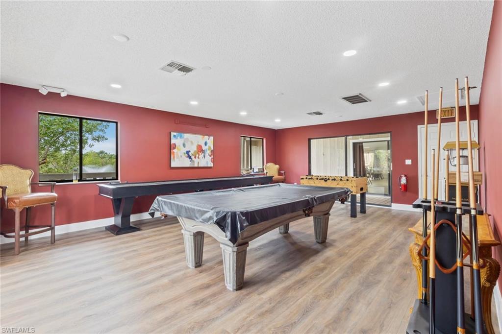 ISLAND PARK VILLAGE - Residential