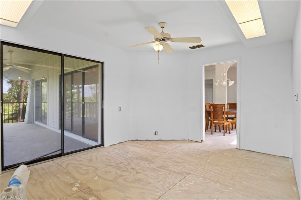 ISLAND PARK VILLAGE - Residential