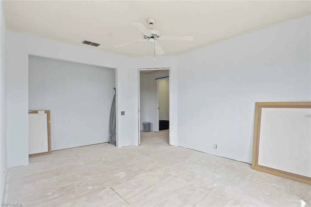 ISLAND PARK VILLAGE - Residential