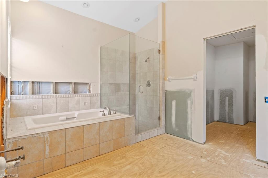 ISLAND PARK VILLAGE - Residential