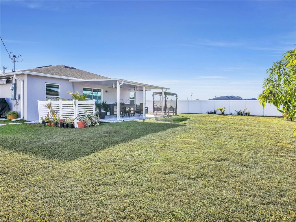 CAPE CORAL - Residential