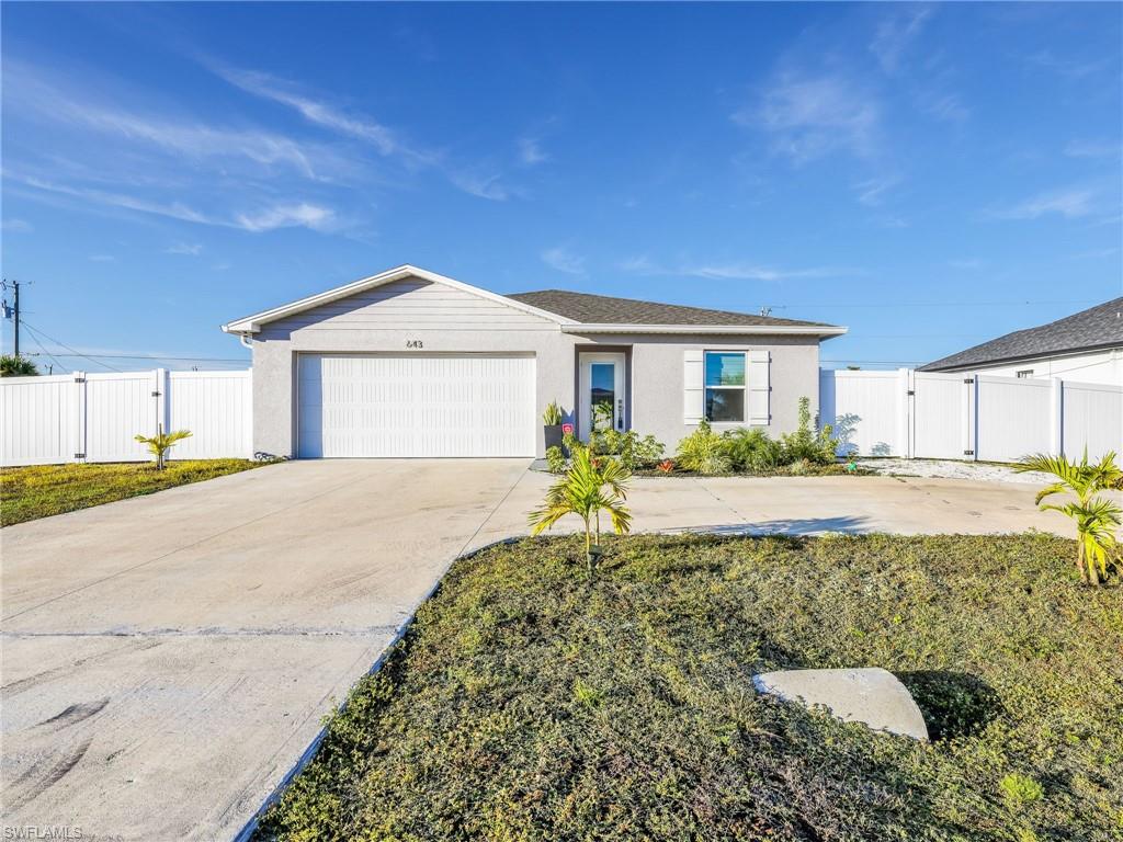 CAPE CORAL - Residential