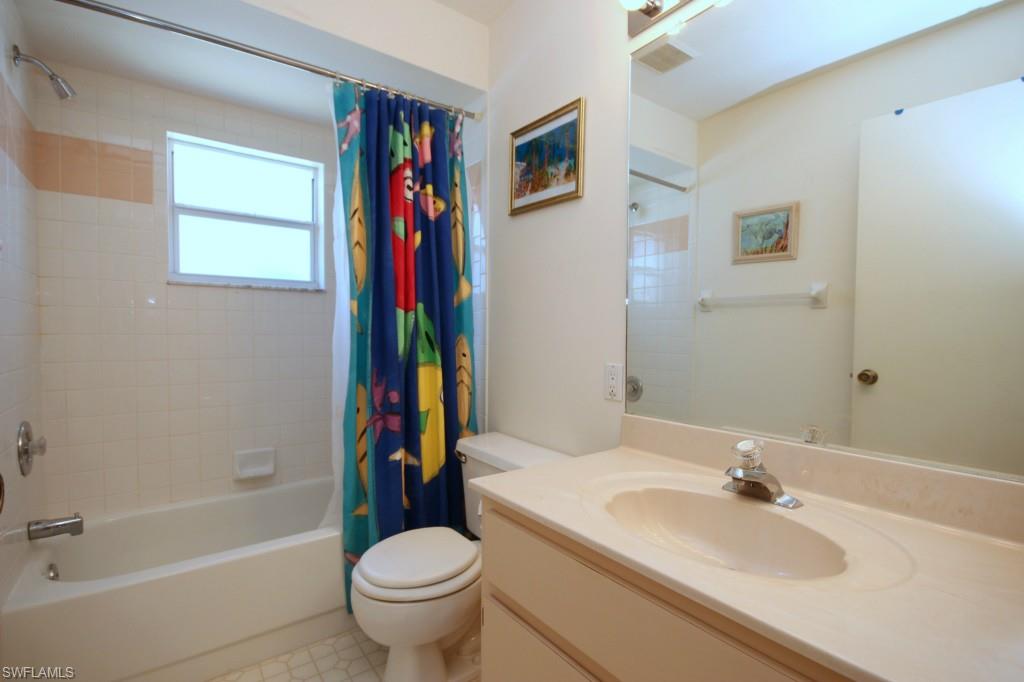 SABAL SPRINGS GOLF AND RACQUET CLUB - Residential