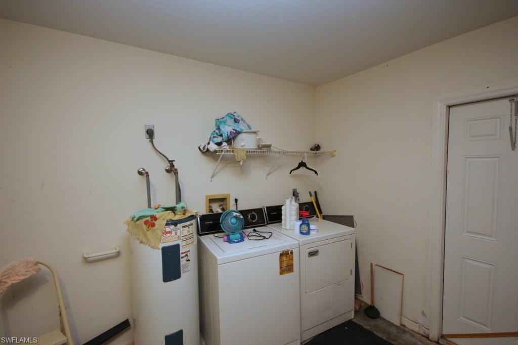 SABAL SPRINGS GOLF AND RACQUET CLUB - Residential