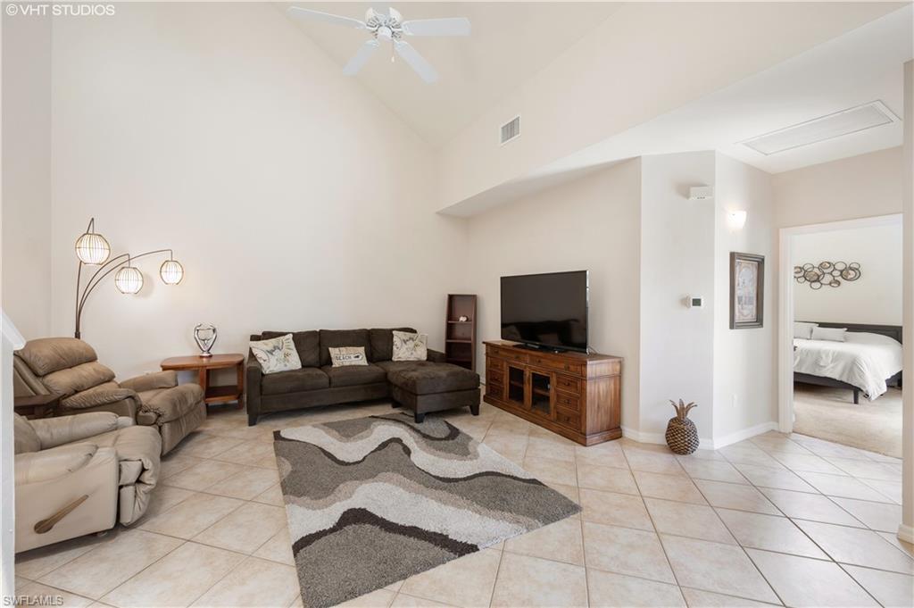 QUAIL WOODS COURTYARDS - Residential