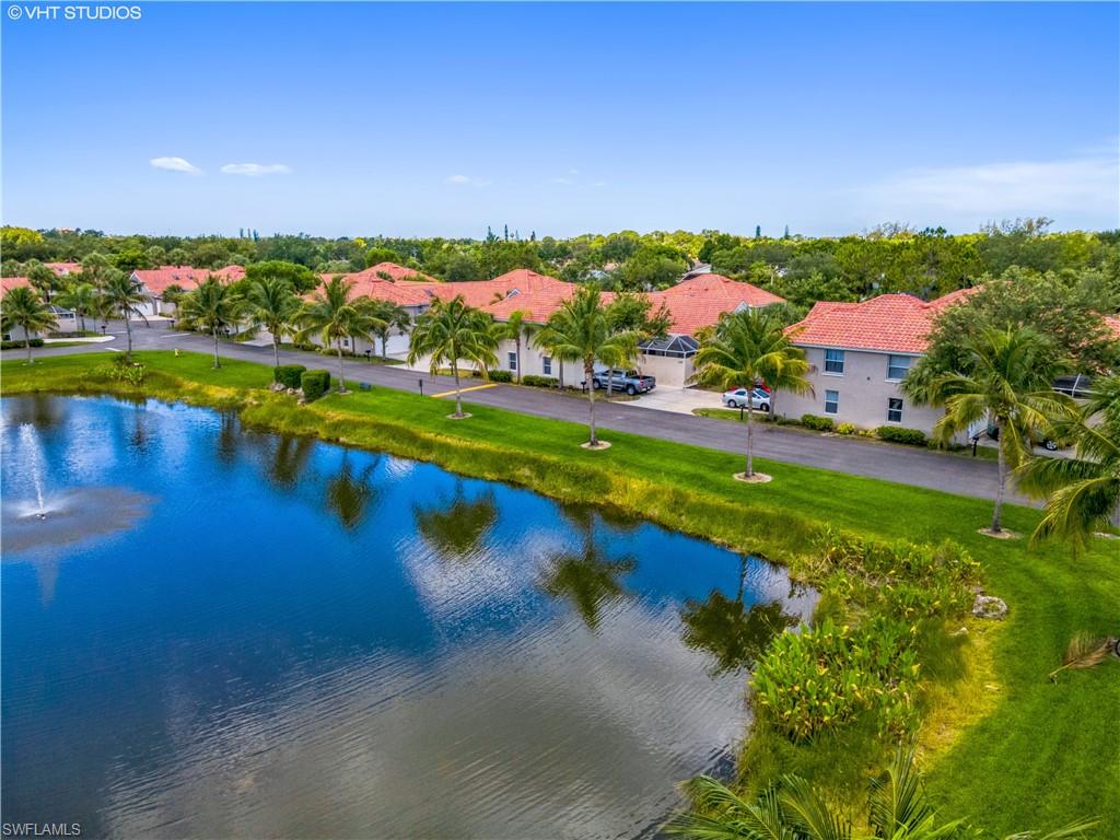 QUAIL WOODS COURTYARDS - Residential