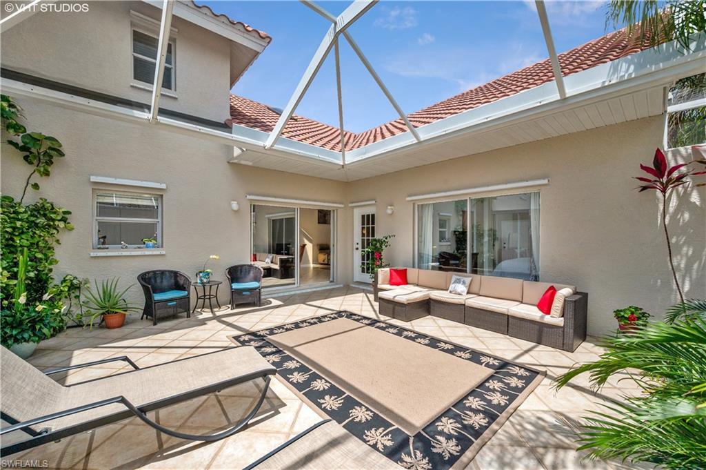 QUAIL WOODS COURTYARDS - Residential