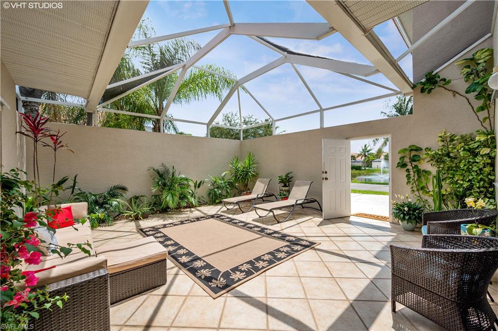 QUAIL WOODS COURTYARDS - Residential