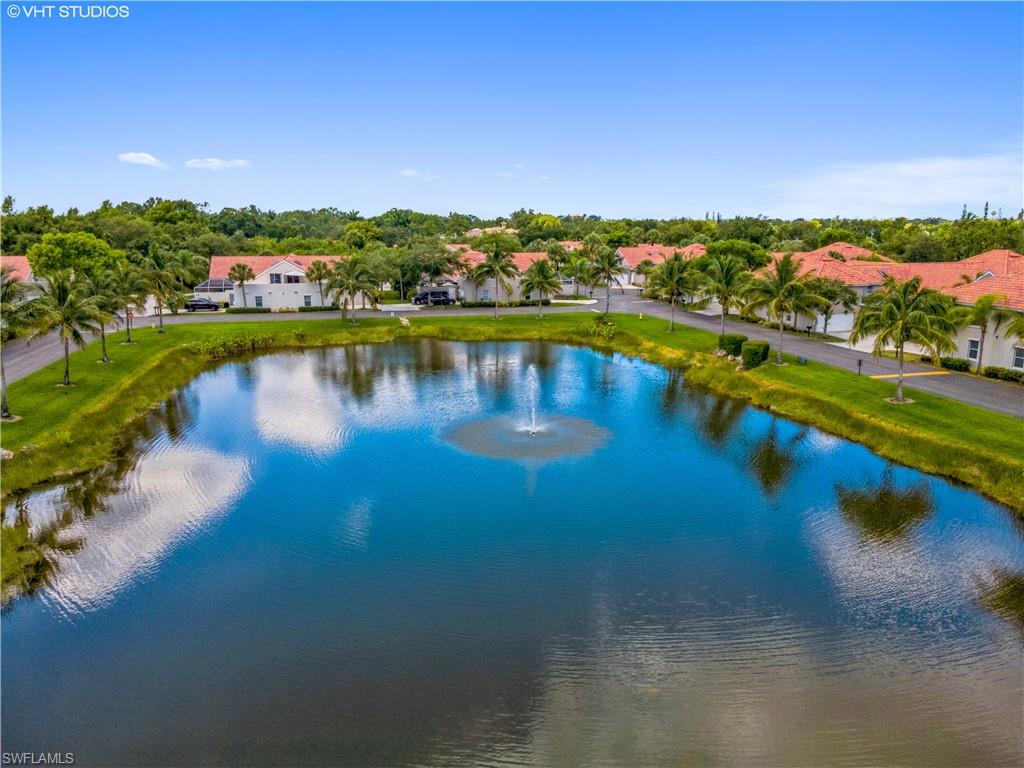 QUAIL WOODS COURTYARDS - Residential
