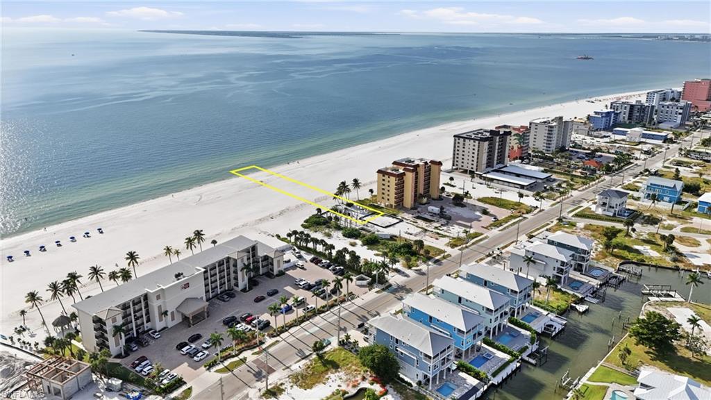 ISLAND SHORES - Land