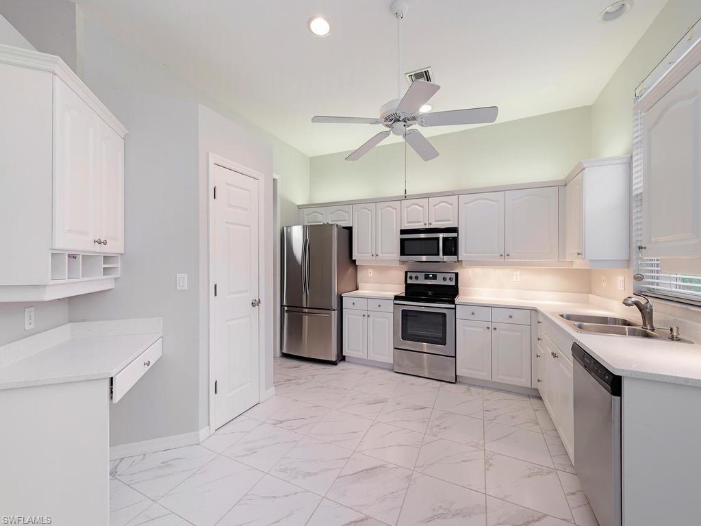 WATER'S EDGE - Residential