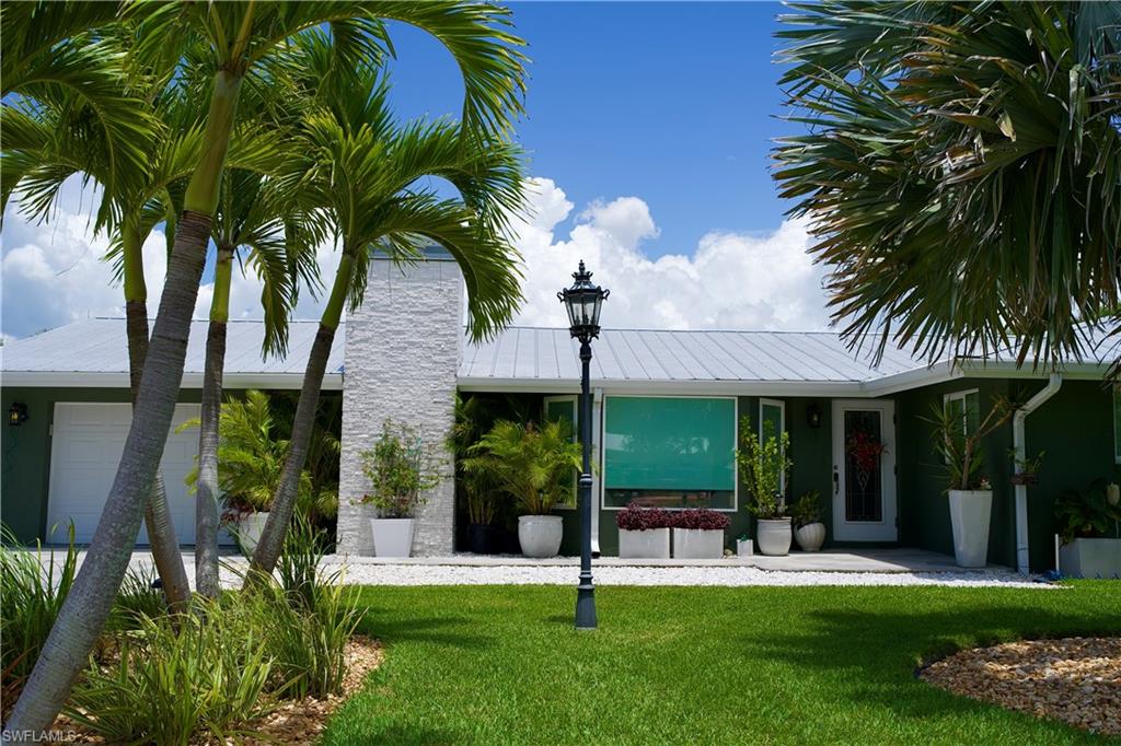 IMPERIAL SHORES - Residential