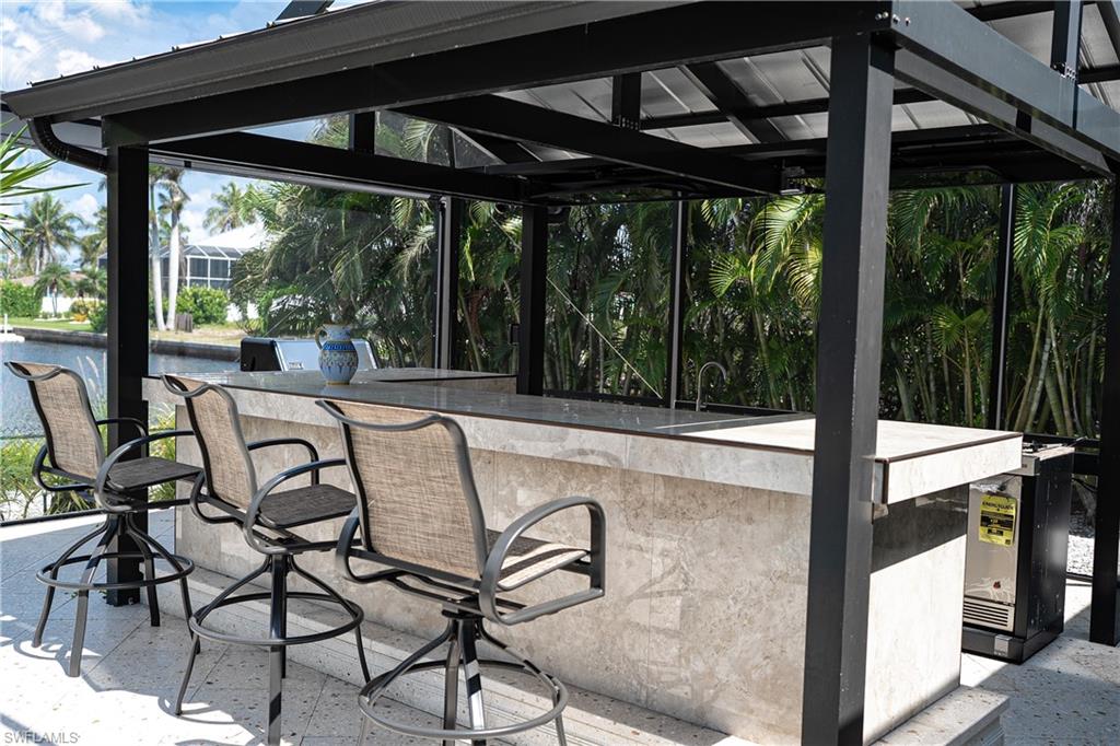 IMPERIAL SHORES - Residential