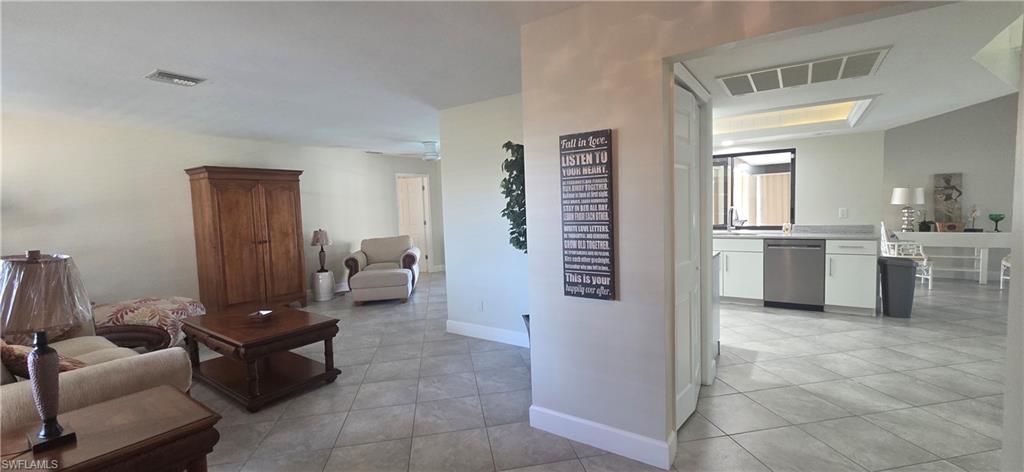 CAPE CORAL - Residential Lease