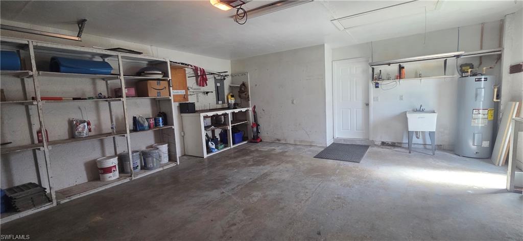 CAPE CORAL - Residential Lease