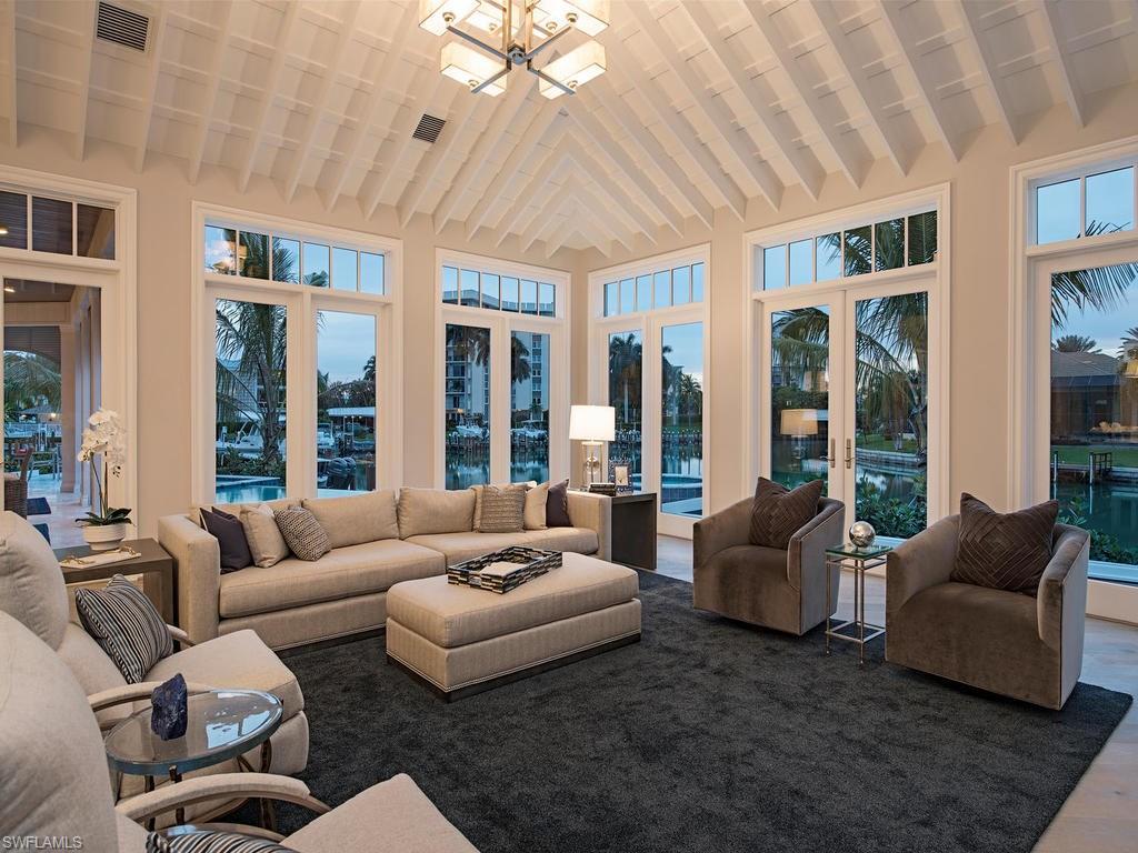 MOORINGS - Residential