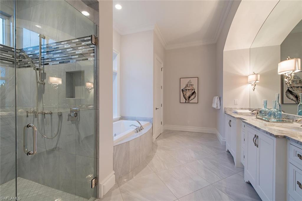 MOORINGS - Residential