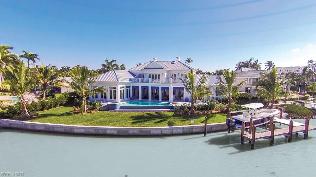 MOORINGS - Residential