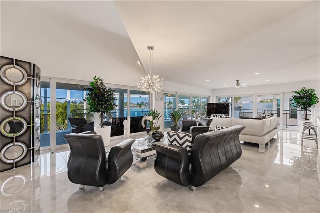 MARCO SHORES - Residential