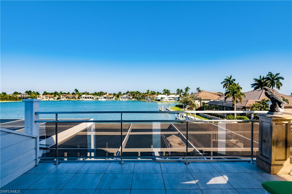 MARCO SHORES - Residential