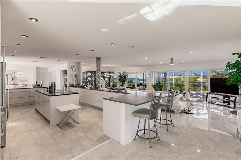 MARCO SHORES - Residential