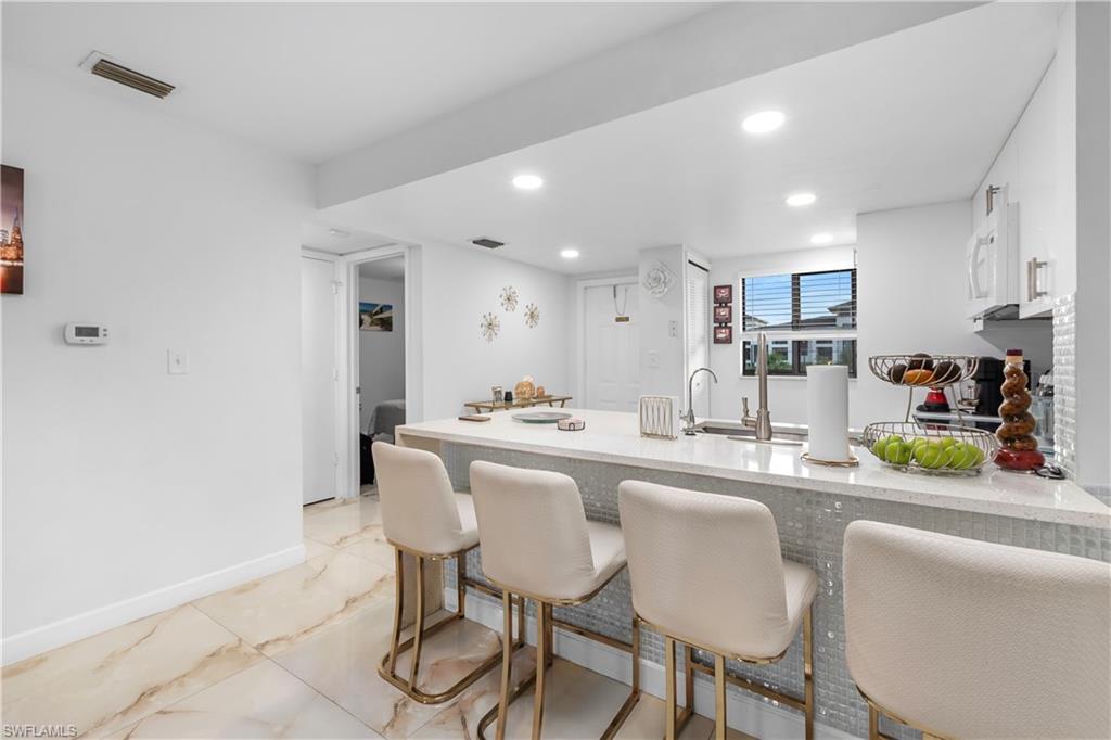 PINEWOOD SOUTH CONDO - Residential