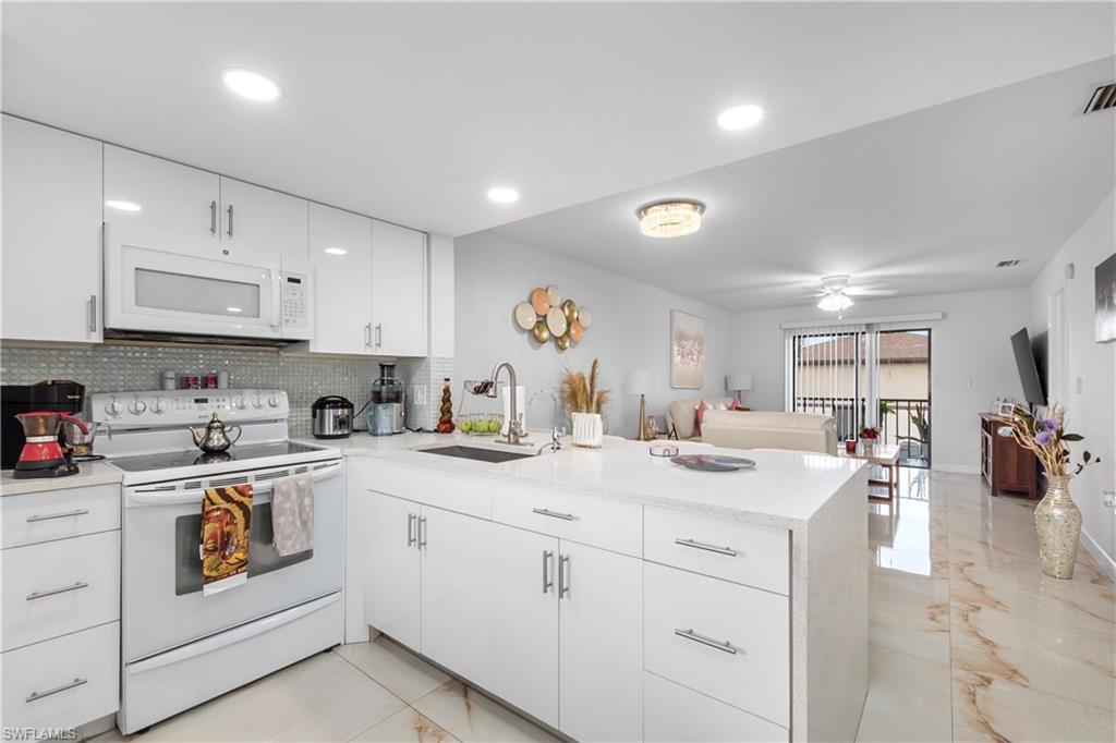 PINEWOOD SOUTH CONDO - Residential