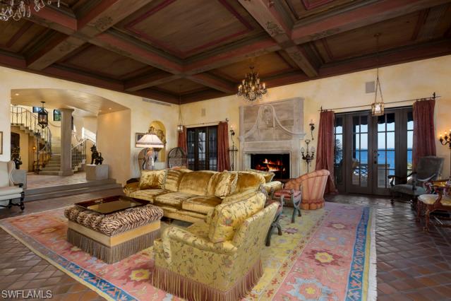 EDGEWATER - Residential