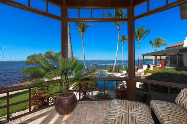 EDGEWATER - Residential