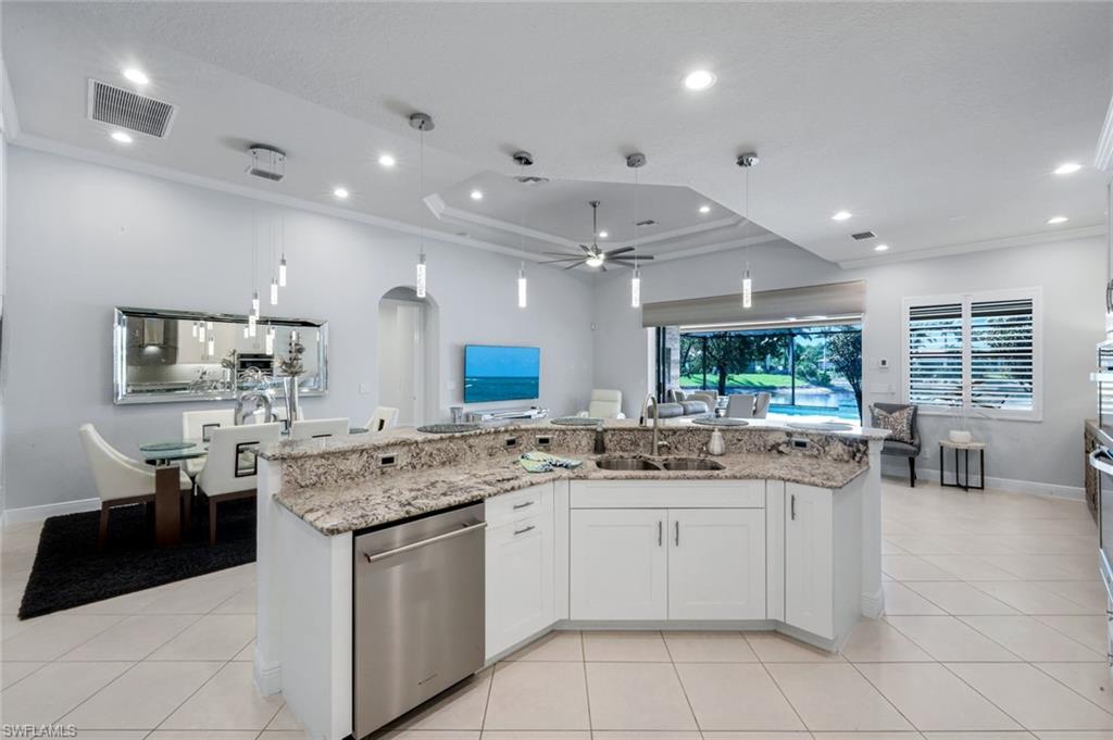 CORDOVA AT SPANISH WELLS - Residential