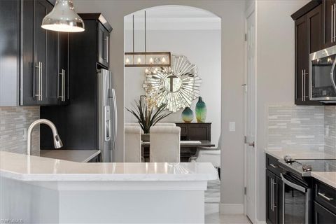 12053 Covent Garden CT 1903 NAPLES FL 34120