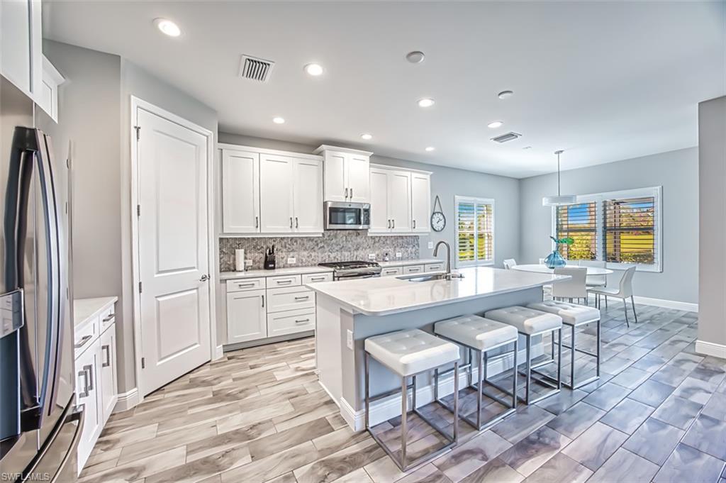 WILLOW RIDGE - Residential Lease