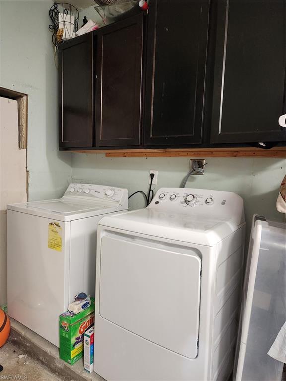 NAPLES MANOR - Residential