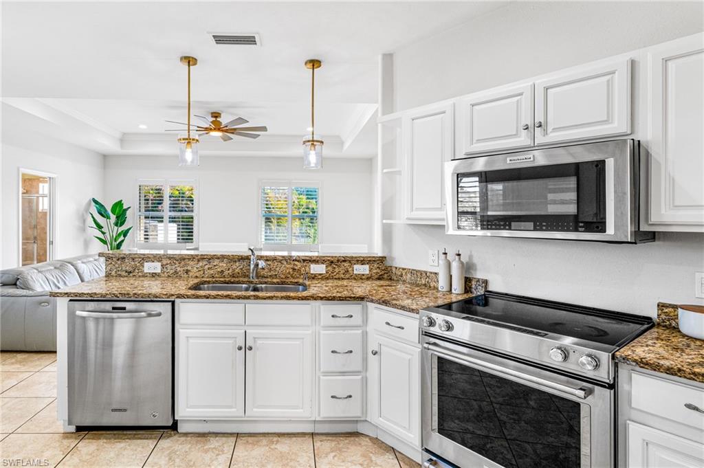 GOLDEN GATE ESTATES - Residential