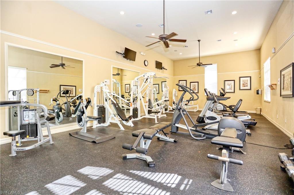 OLYMPIA POINTE - Residential