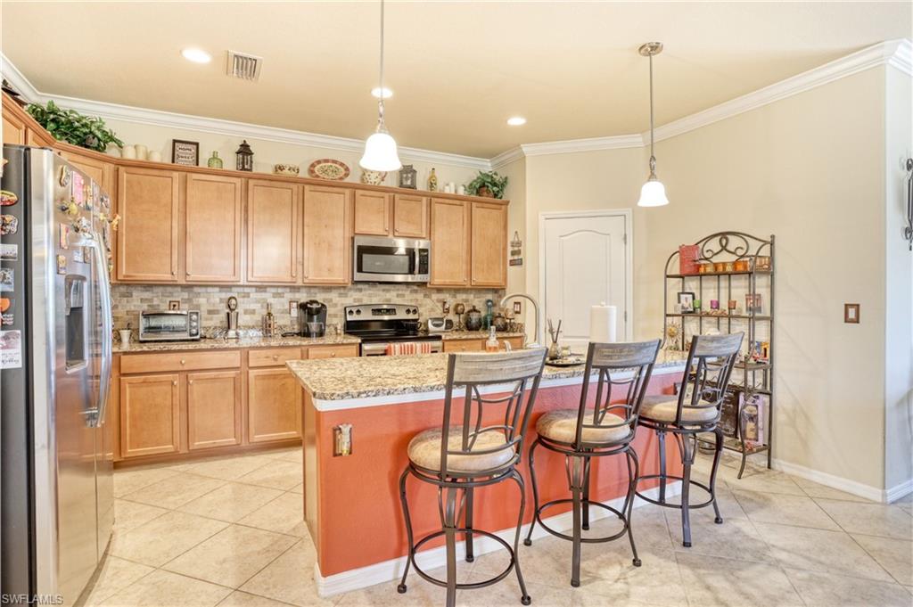 OLYMPIA POINTE - Residential