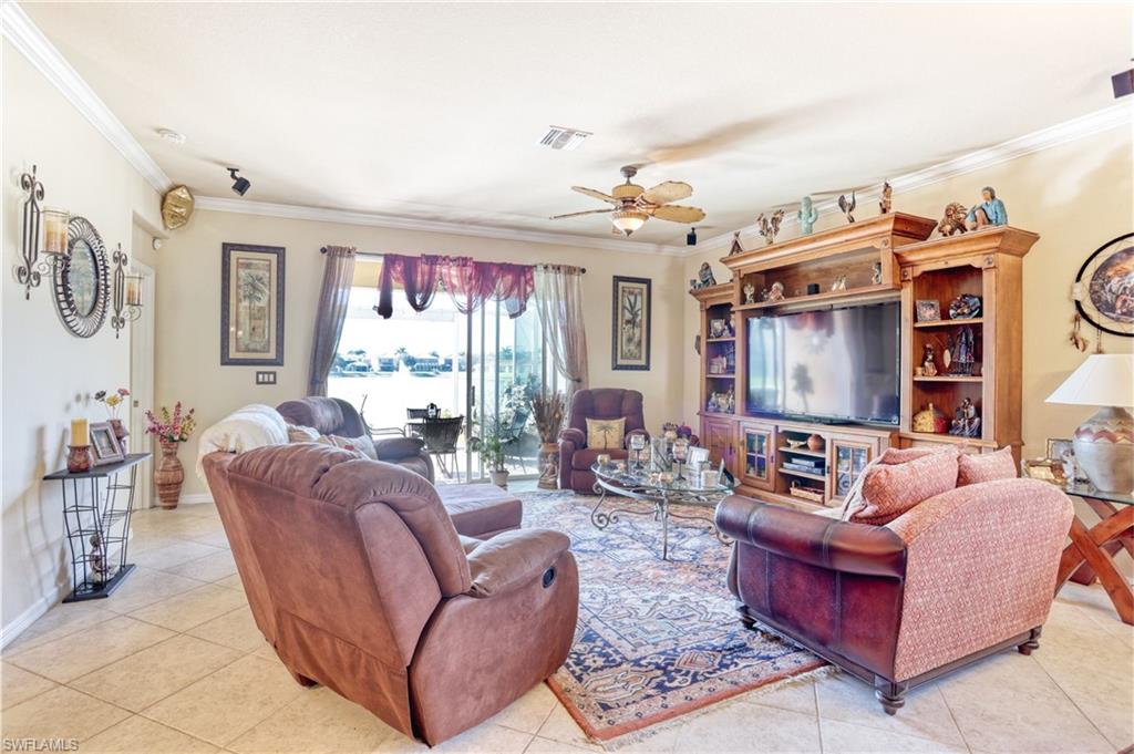 OLYMPIA POINTE - Residential