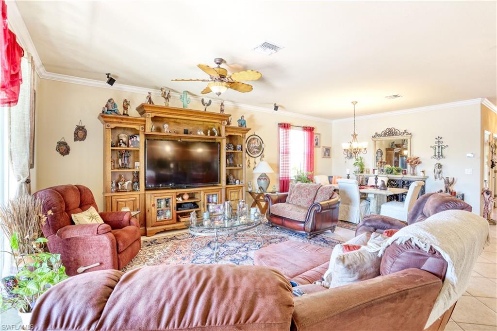 OLYMPIA POINTE - Residential