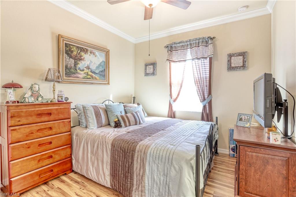 OLYMPIA POINTE - Residential