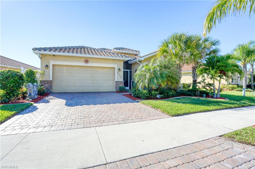 OLYMPIA POINTE - Residential