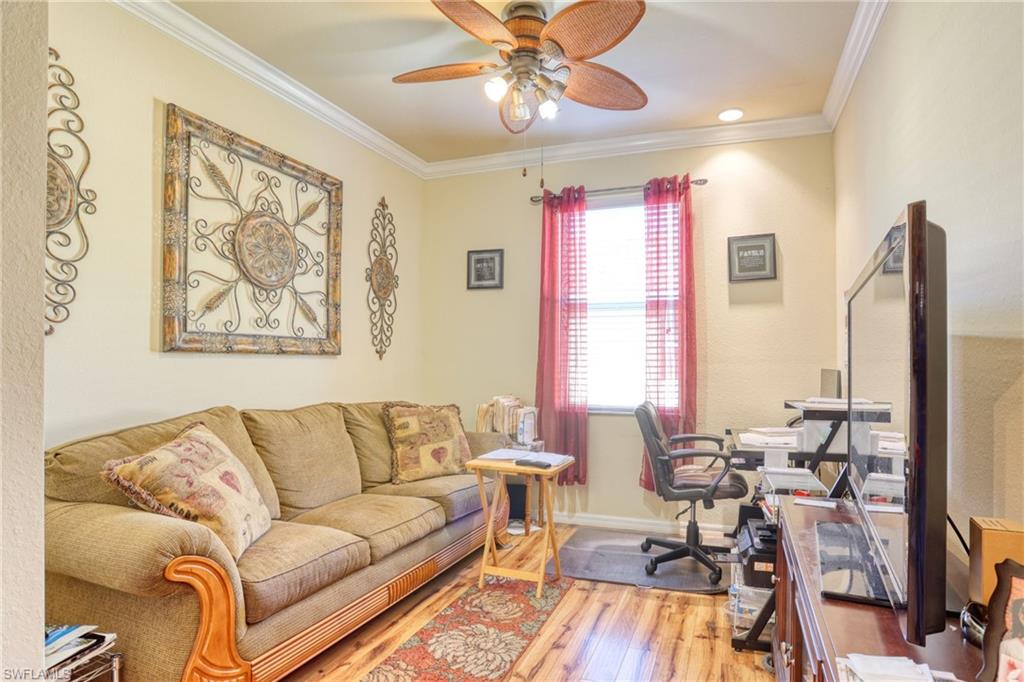 OLYMPIA POINTE - Residential