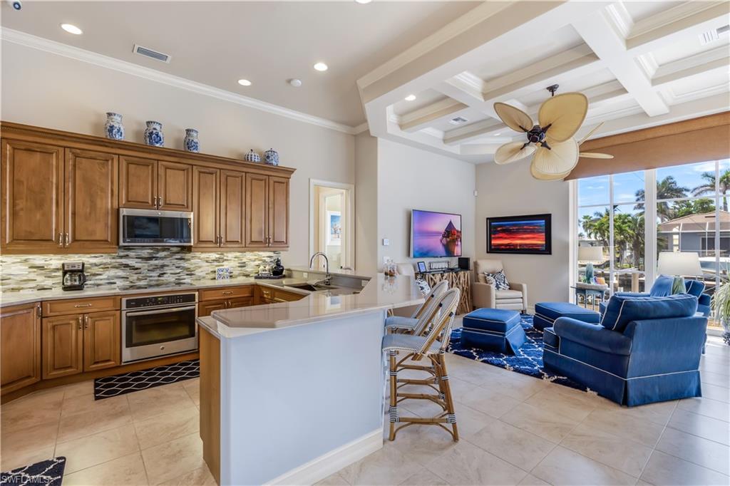 MARCO BEACH - Residential