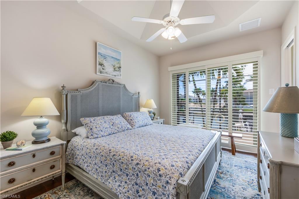 MARCO BEACH - Residential