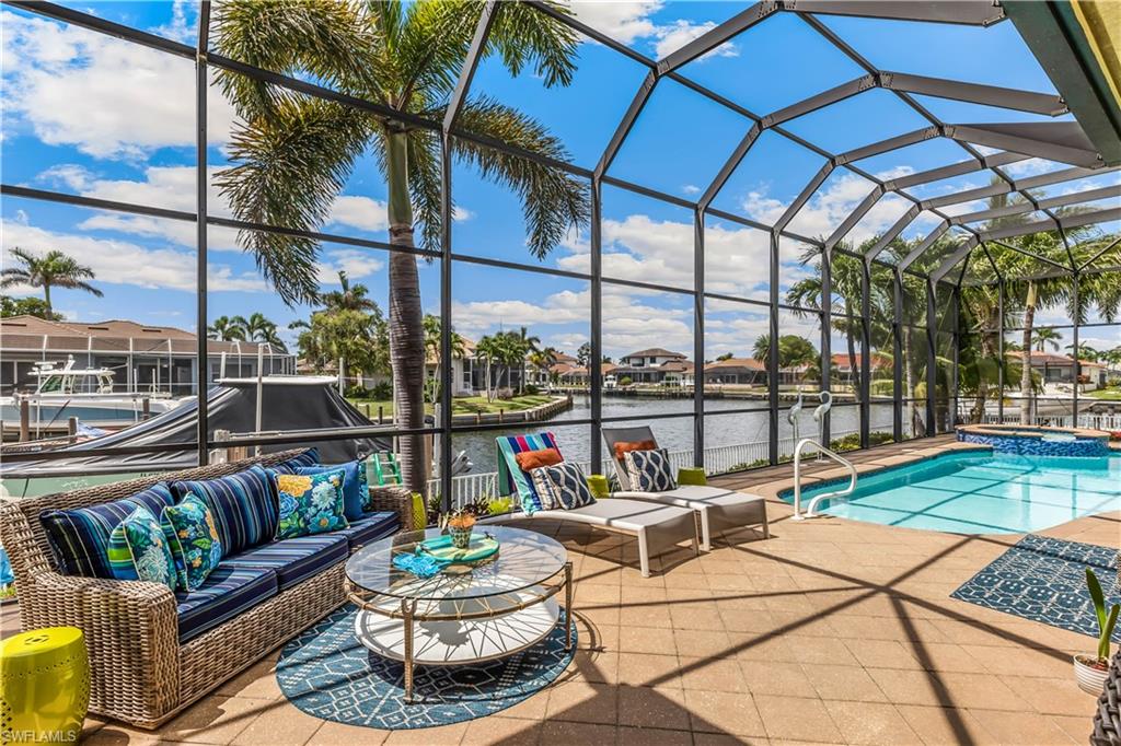 MARCO BEACH - Residential